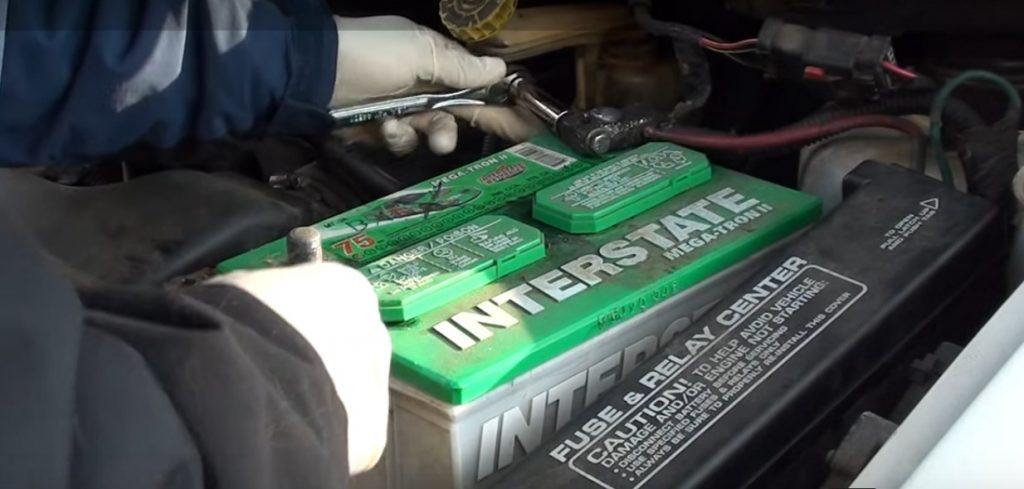 Learning How To Replace Car Battery The Right Way